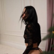 Ariel-hott