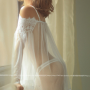 tina_kiss