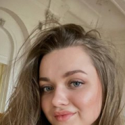 karolinaak47
