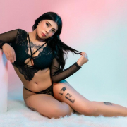 nicole_browm_hm