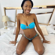 DeisyHilton