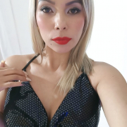 Naomi_James1