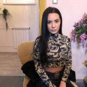 AshleyRoyalle