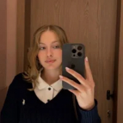 ElviaHoeffner