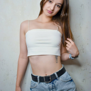 Vicky_Lickyy